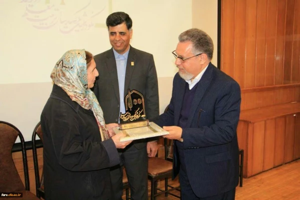 آئین نکوداشت یکصدمین سال تأسیس دانشگاه فرهنگیان (تربیت معلم ) در فارس برگزار شد. 2