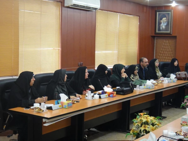 جلسه دکتر کچویبان معاونت نظارت، ارزیابی و تضمین کیفیت دانشگاه فرهنگیان با اعضای هیات علمی و غیر هیات علمی در پردیس شهید رجایی فارس برگزار گردید 4