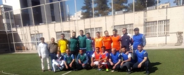 مسابقه طناب کشی بین همکاران پردیس شهید رجایی 2