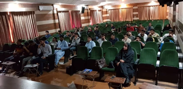 همایش آشنایی با فناوری نانو در پردیس شهید رجایی برگزار گردید 3