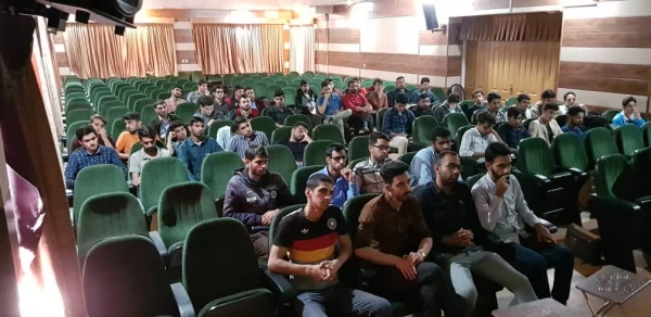 همایش آشنایی با فناوری نانو در پردیس شهید رجایی برگزار گردید 4