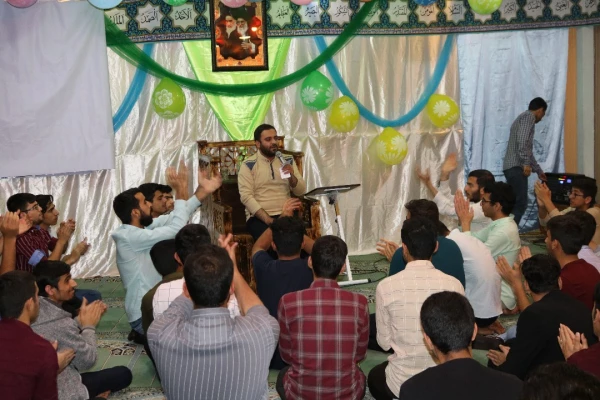 مراسم جشن میلاد حضرت امام حسن مجتبی در پردیس شهید رجایی
 2