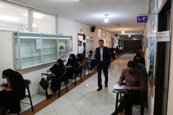 امتحانات پایان ترم مهارت آموزان ماده 28 ورودی های 97 پردیس شهید رجایی فارس 3