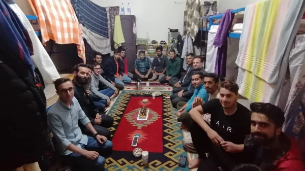 نشست صمیمی مسئولین پردیس شهید رجایی فارس با دانشجویان اهل سنت پردیس به مناسبت هفته وحدت 2