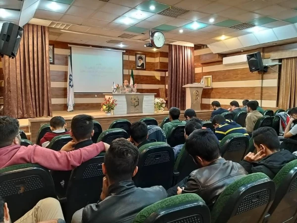 مراسم افتتاحیه طرح  مطالعاتی بینش مطهر پردیس شهید رجایى شیراز 2