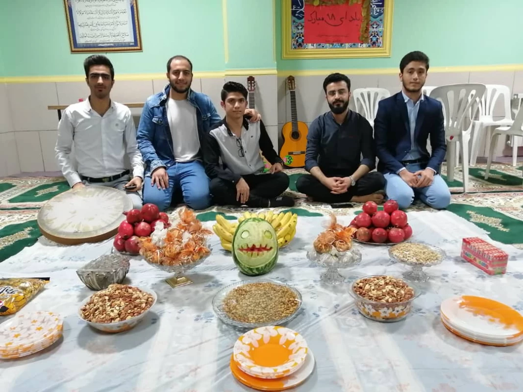 برگزاری جشن شب یلدا توسط دانشجویان کانون موسیقی و سرود پردیس رجایی در مدرسه نابینایان و کم بینایان شوریده شیرازی 6