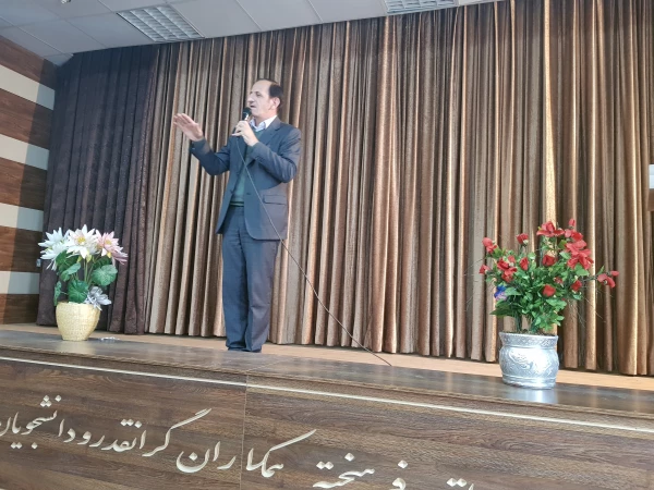 کارگاه آشنایی با فن بیان و سخنوری 2