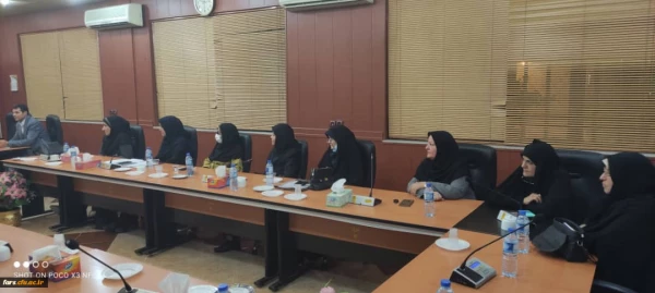 جلسه ی جناب دکتر صحرایی  ریاست  محترم دانشگاه فرهنگیان با جمعی از اعضای هیئت علمی دانشگاه فرهنگیان فارس در سالن بصیرت پردیس شهید رجایی فارس  3