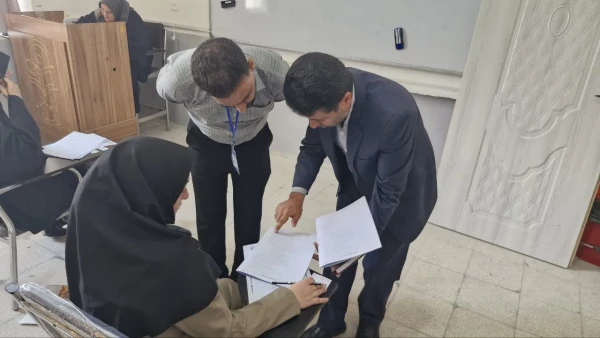 بازدید دکتر علی شیروانی شیری سرپرست دانشگاه فرهنگیان فارس از روند برگزاری آزمون سراسری"ارزشیابی صلاحیت حرفه ی معلمی مهارت آموزان" (اصلح) در پردیس شهید رجایی
 5