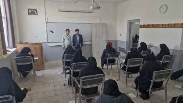 بازدید دکتر علی شیروانی شیری سرپرست دانشگاه فرهنگیان فارس از روند برگزاری آزمون سراسری"ارزشیابی صلاحیت حرفه ی معلمی مهارت آموزان" (اصلح) در پردیس شهید رجایی
 8