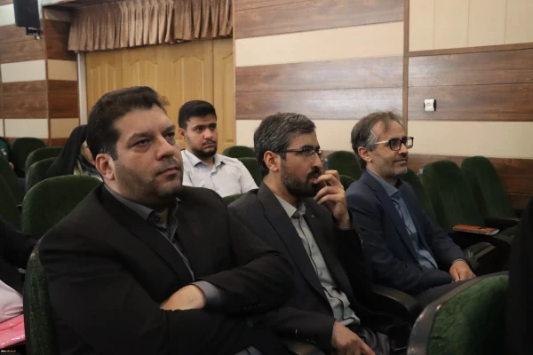 آیین معارفه معاونین جدید دانشکده علوم پایه دانشگاه فرهنگیان فارس برگزار گردید. 14